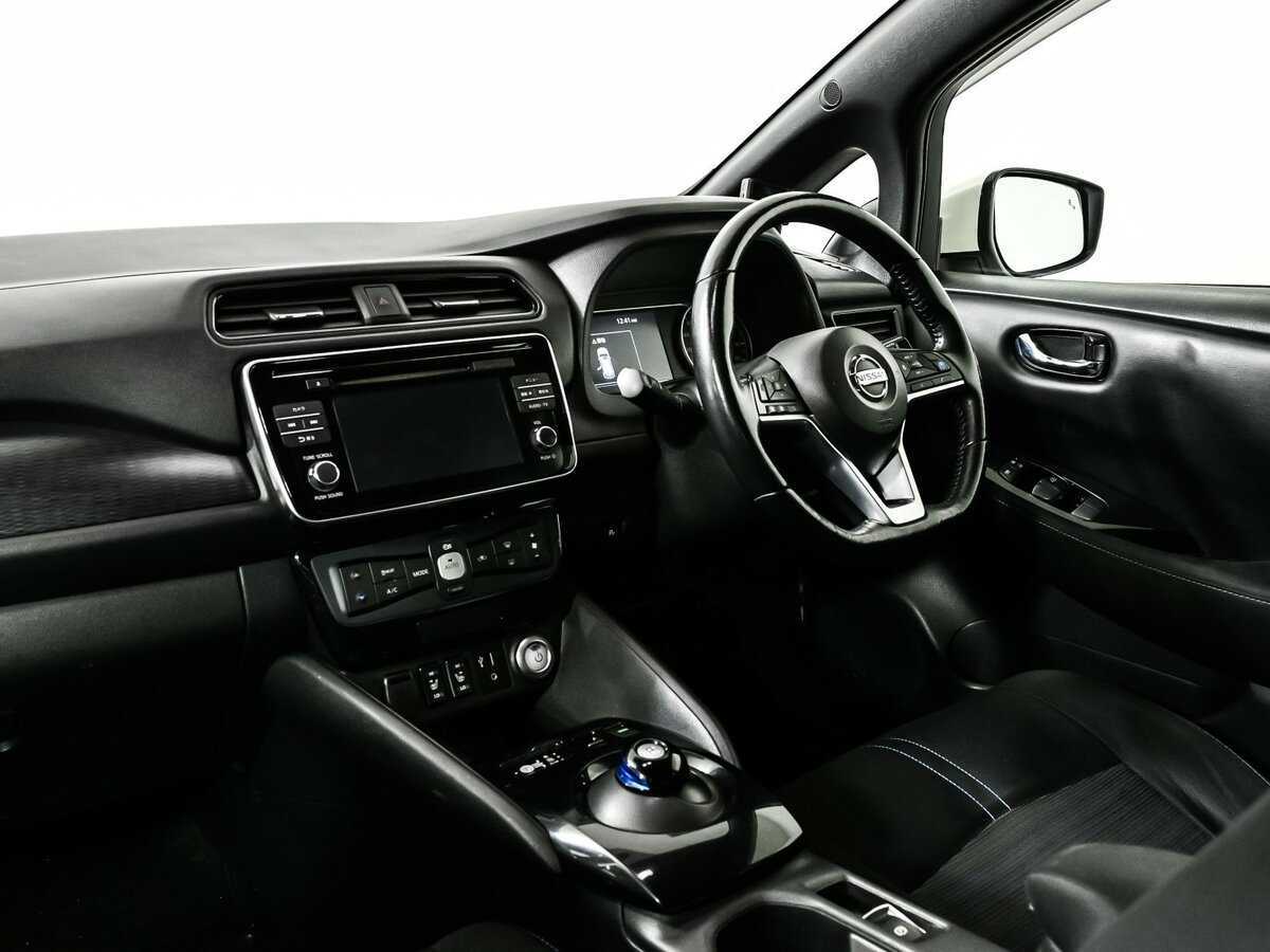 Nissan Leaf 2017 года с пробегом. Фото: #10