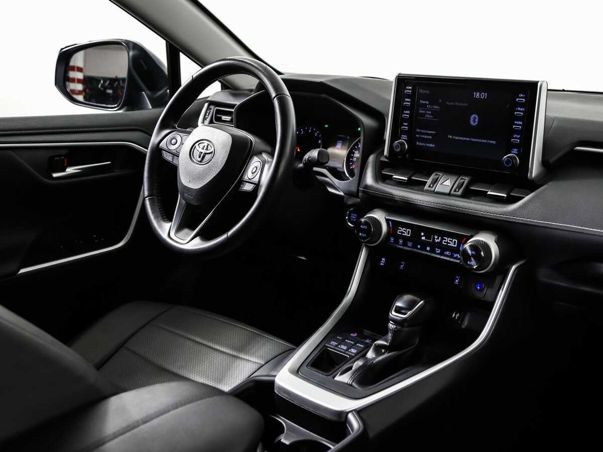 Toyota RAV4 2020 года с пробегом. Фото: #8