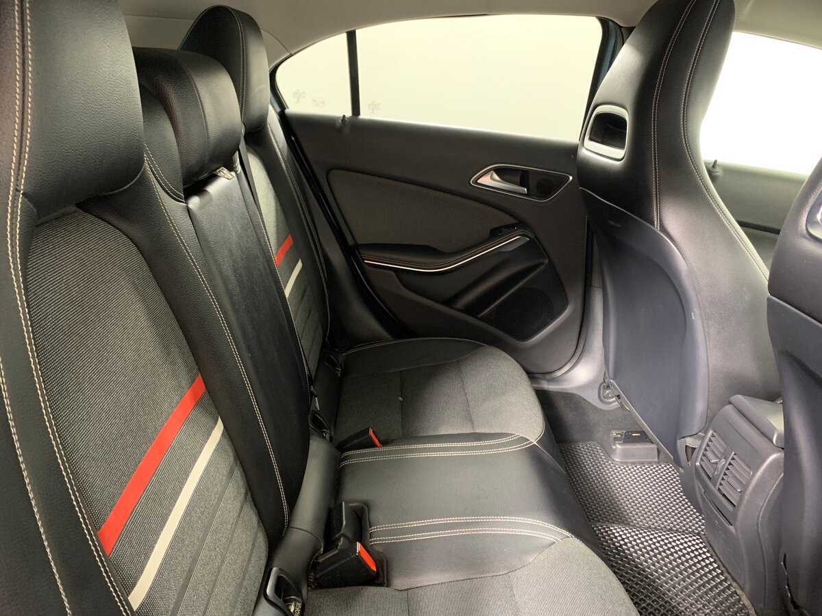 Mercedes-Benz A-Класс 2013 года с пробегом. Фото: #16