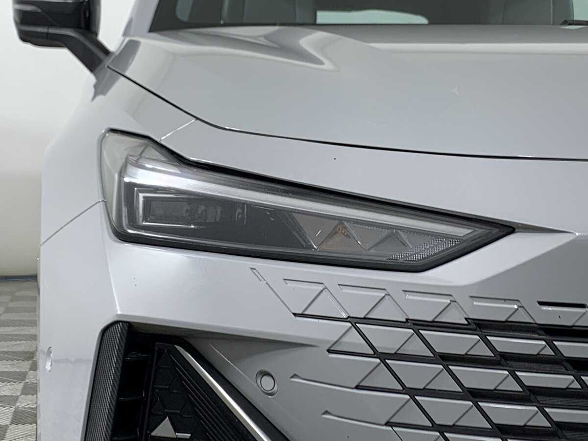 Changan UNI-V 2023 года с пробегом. Фото: #9