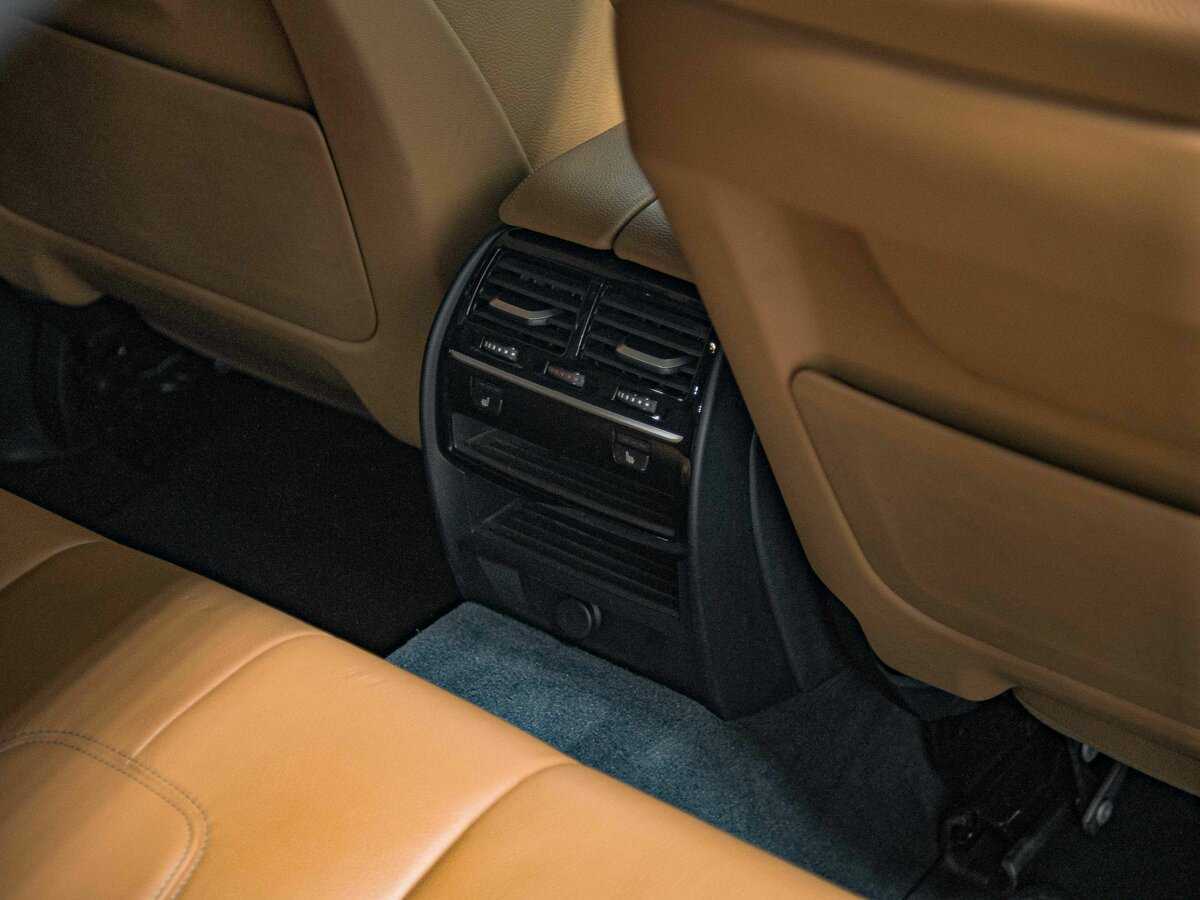 BMW 5 серии 2017 года с пробегом. Фото: #15