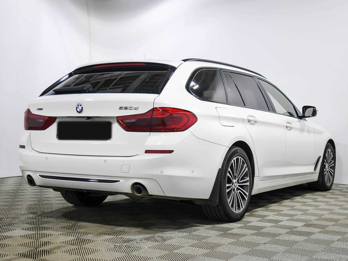 BMW 5 серии 2018 года с пробегом. Фото: #2