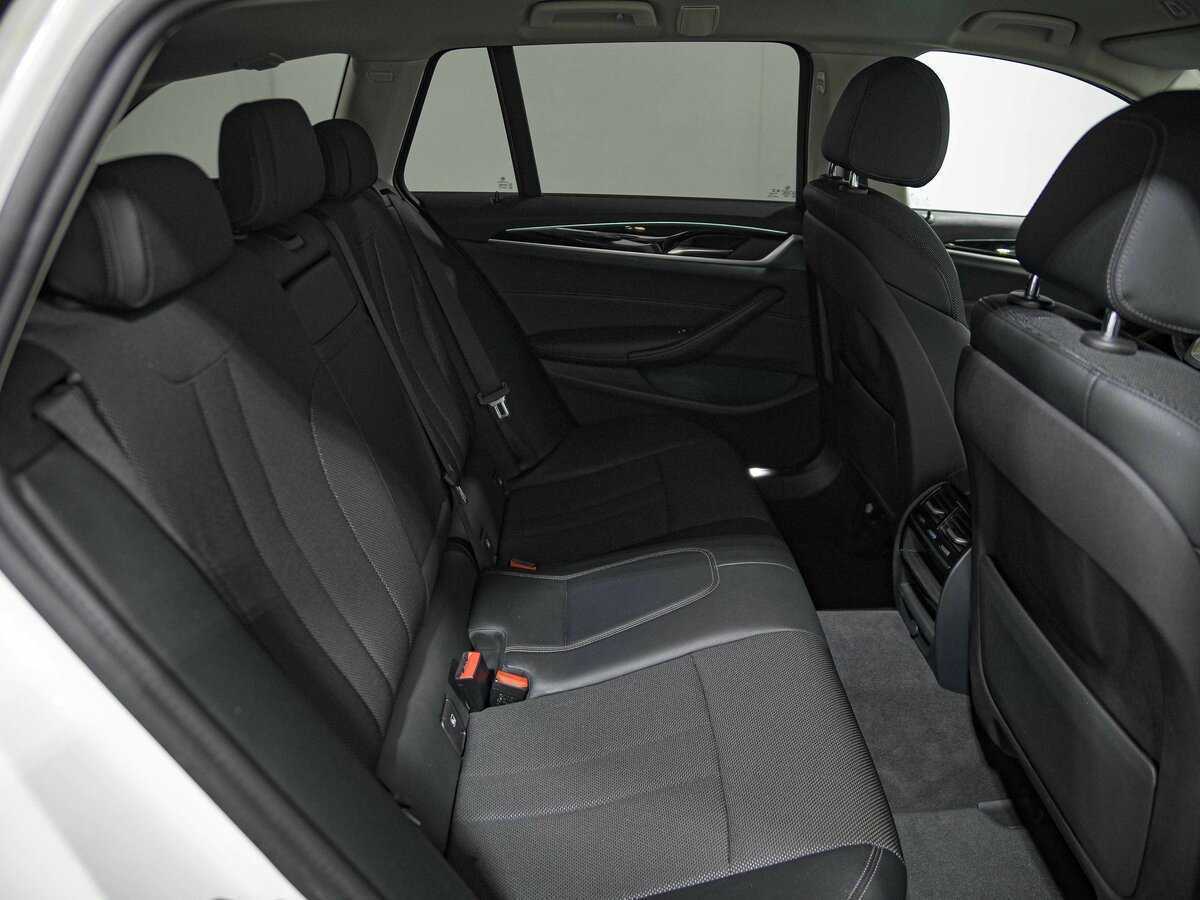 BMW 5 серии 2018 года с пробегом. Фото: #17