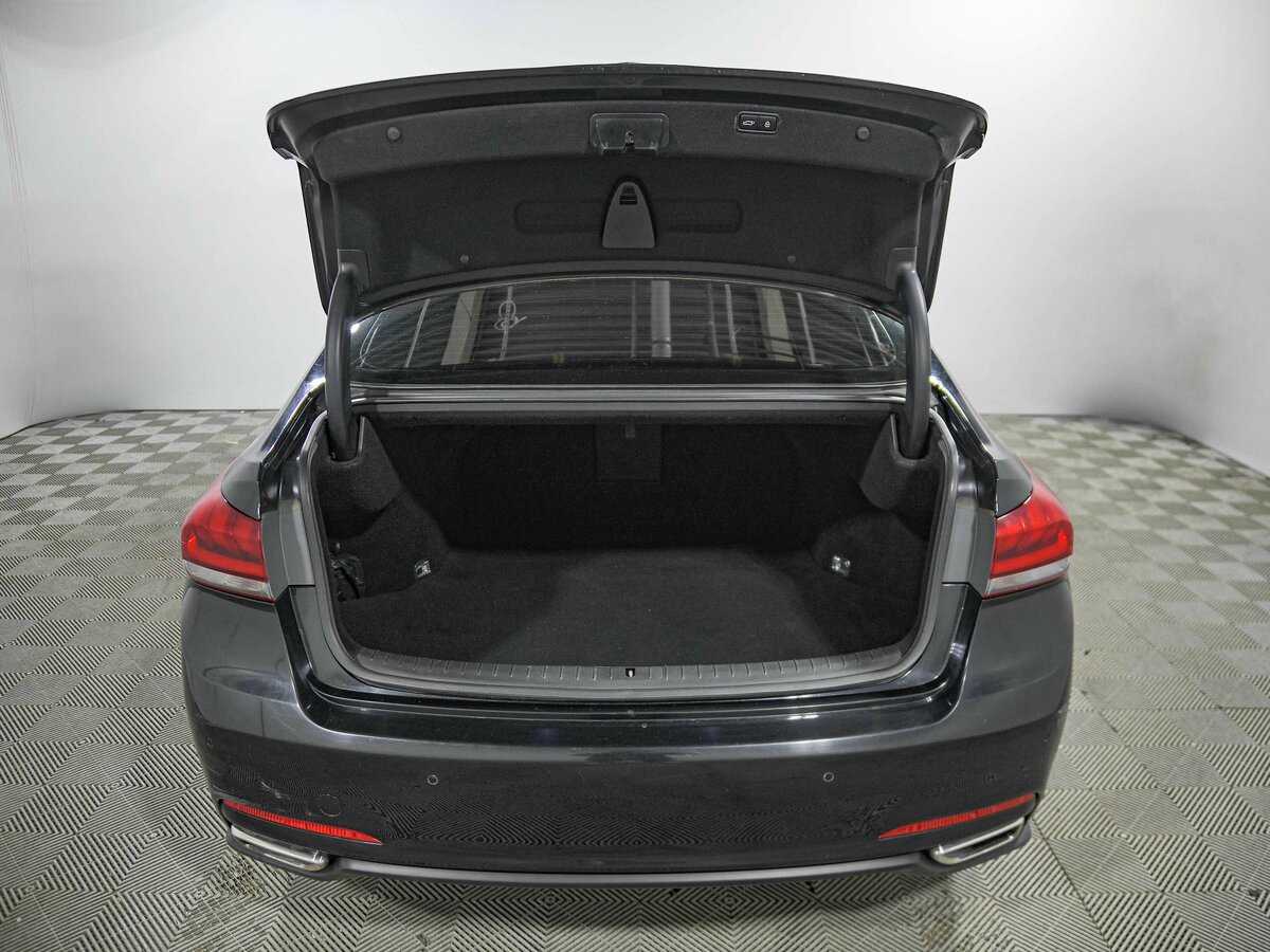 Hyundai Genesis 2014 года с пробегом. Фото: #23