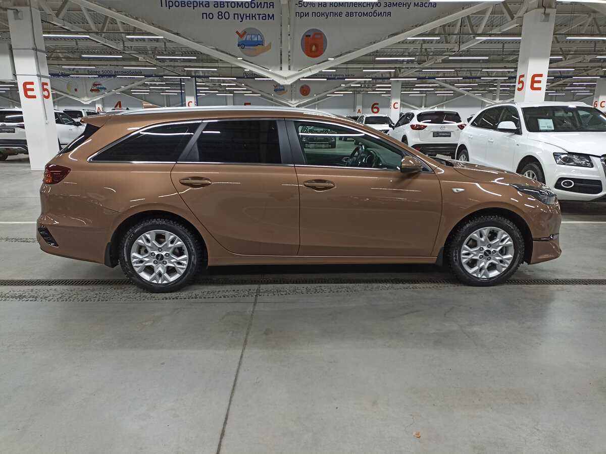 Kia Ceed 2022 года с пробегом. Фото: #3