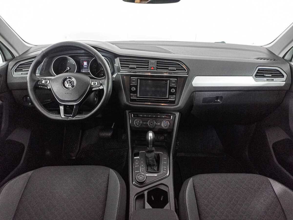 Volkswagen Tiguan 2018 года с пробегом. Фото: #11