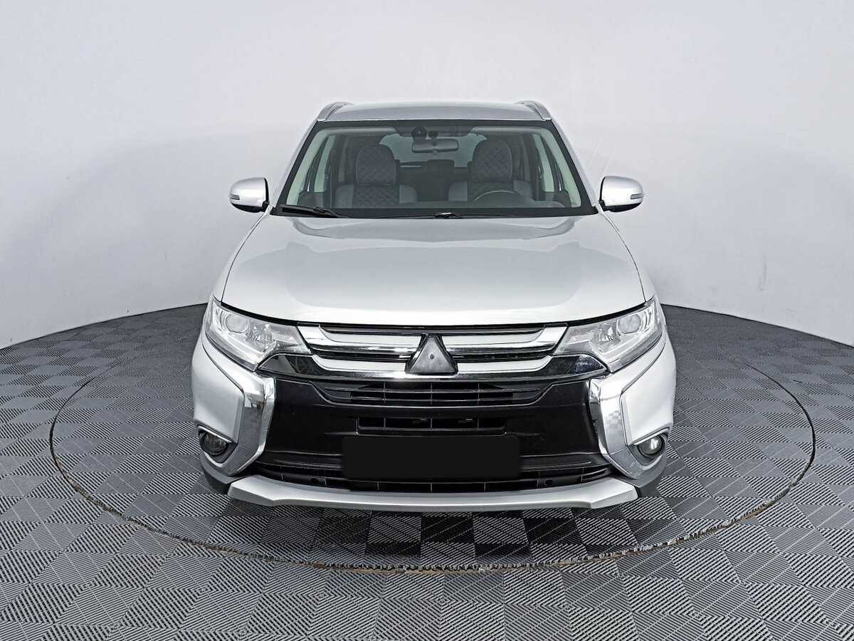 Mitsubishi Outlander 2018 года с пробегом. Фото: #1