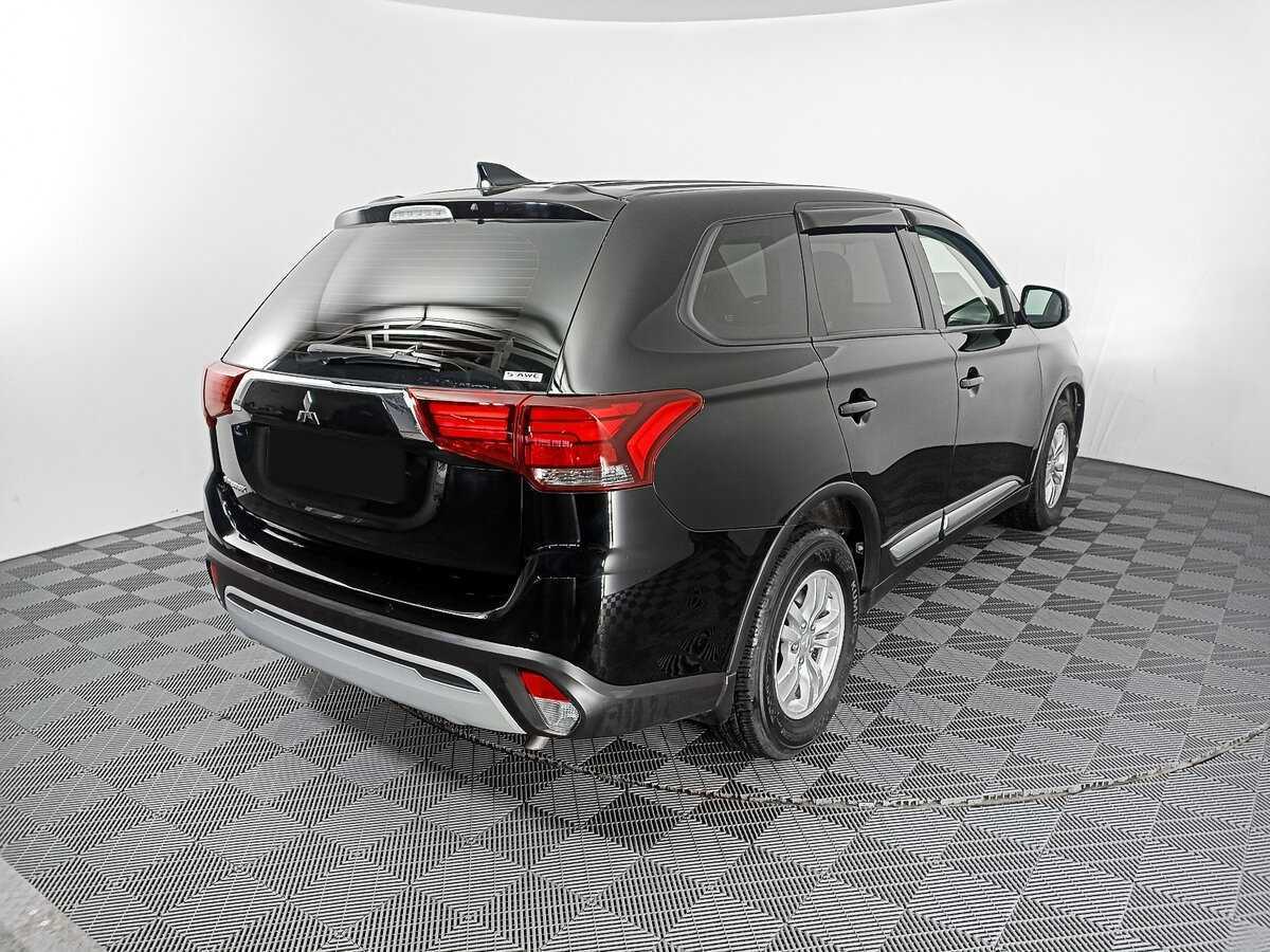 Mitsubishi Outlander 2021 года с пробегом. Фото: #4