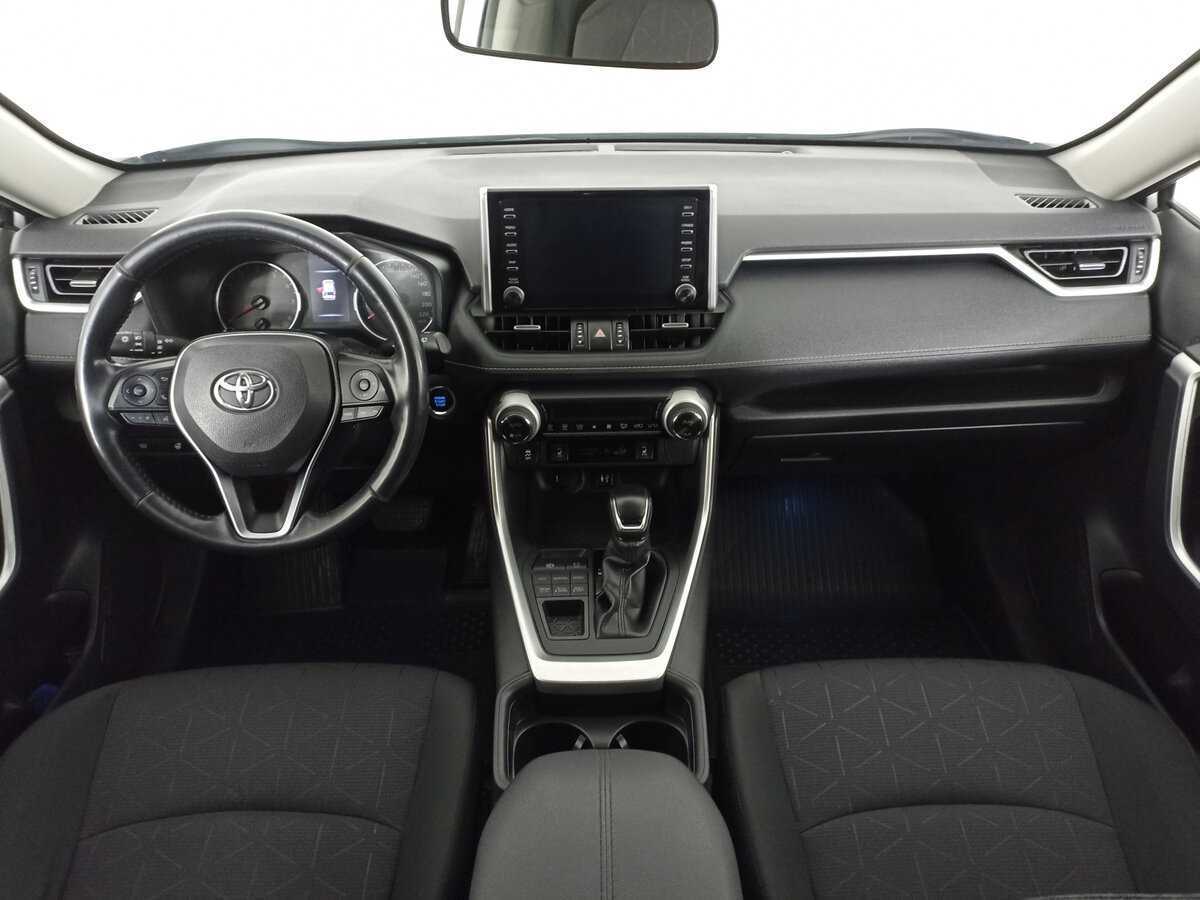 Toyota RAV4 2019 года с пробегом. Фото: #13