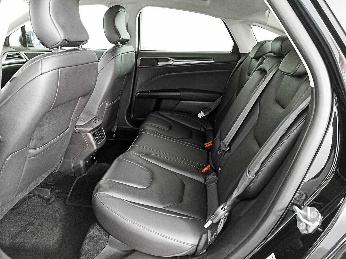 Ford Mondeo 2018 года с пробегом. Фото: #8