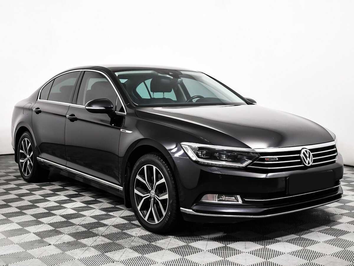 Volkswagen Passat 2018 года с пробегом. Фото: #2