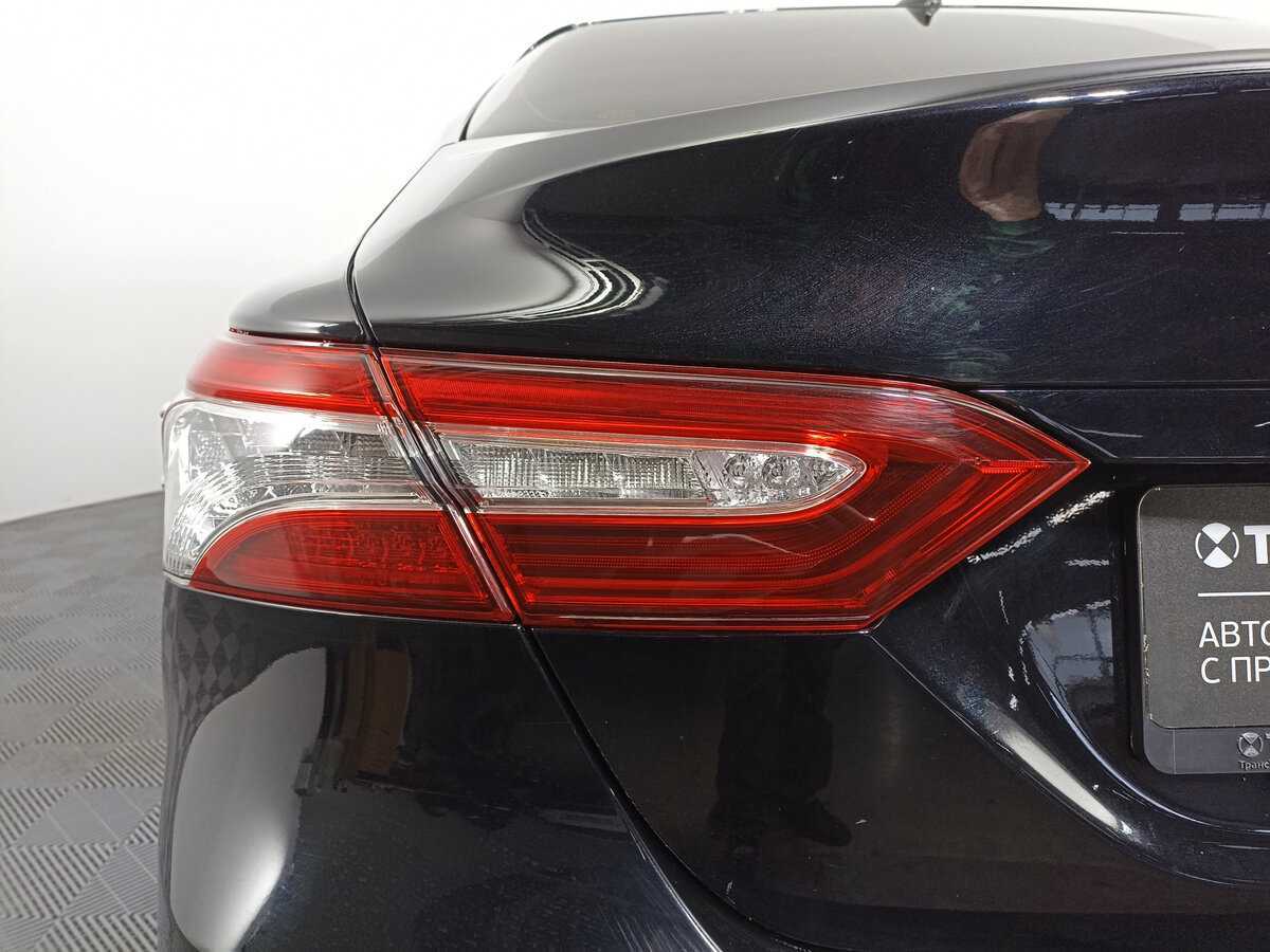 Toyota Camry 2020 года с пробегом. Фото: #8