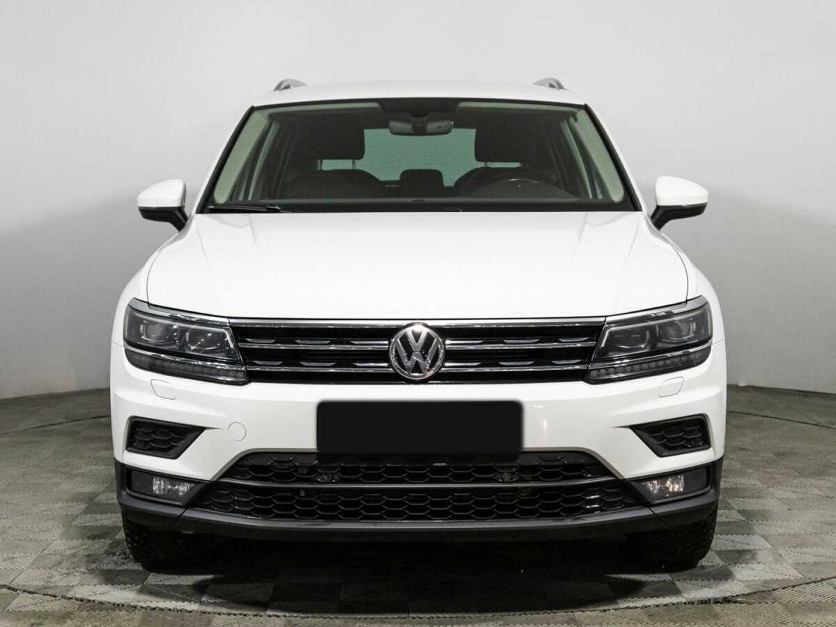 Volkswagen Tiguan 2018 года с пробегом. Фото: #1