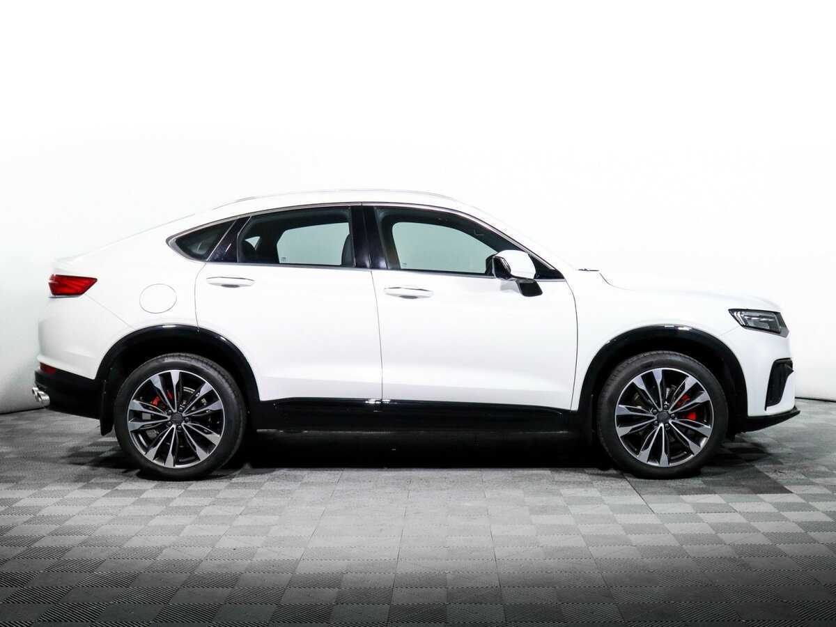 Geely Tugella 2023 года с пробегом. Фото: #3