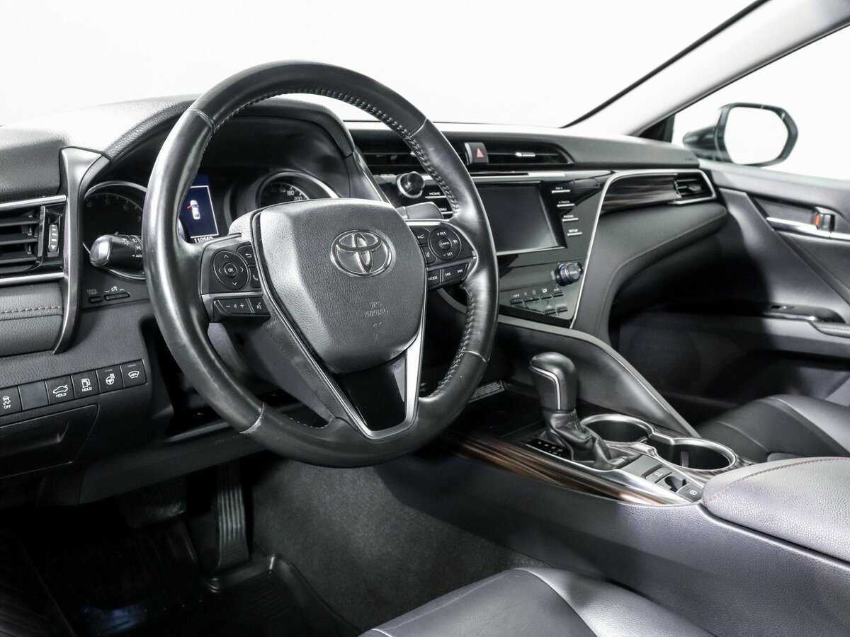Toyota Camry 2019 года с пробегом. Фото: #13