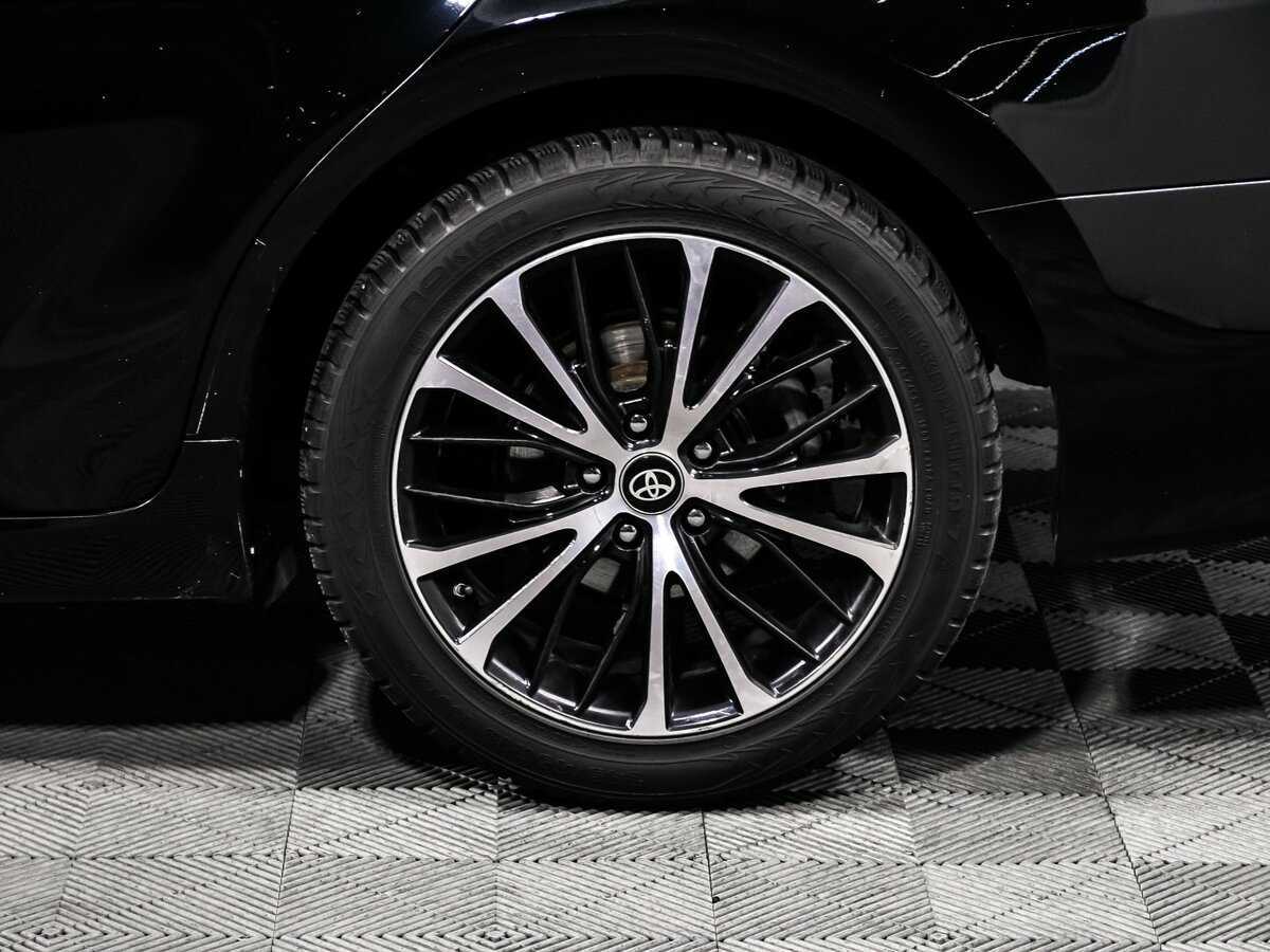 Toyota Camry 2018 года с пробегом. Фото: #13
