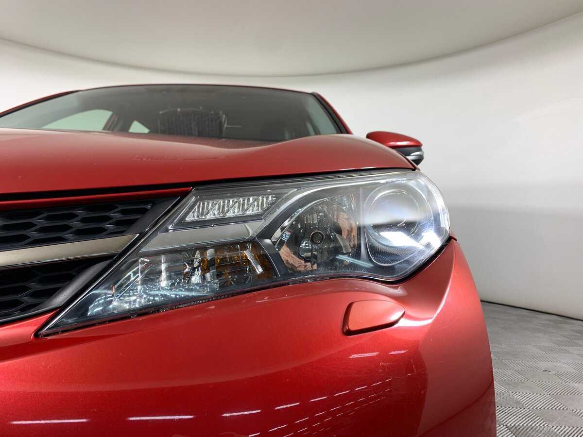 Toyota RAV4 2013 года с пробегом. Фото: #9