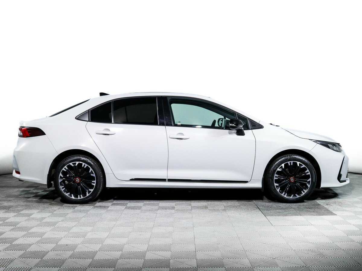 Toyota Corolla 2021 года с пробегом. Фото: #3