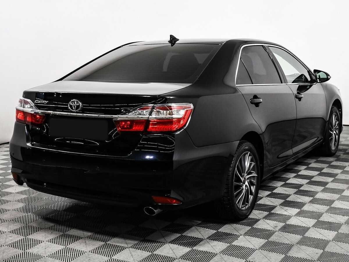 Toyota Camry 2018 года с пробегом. Фото: #4