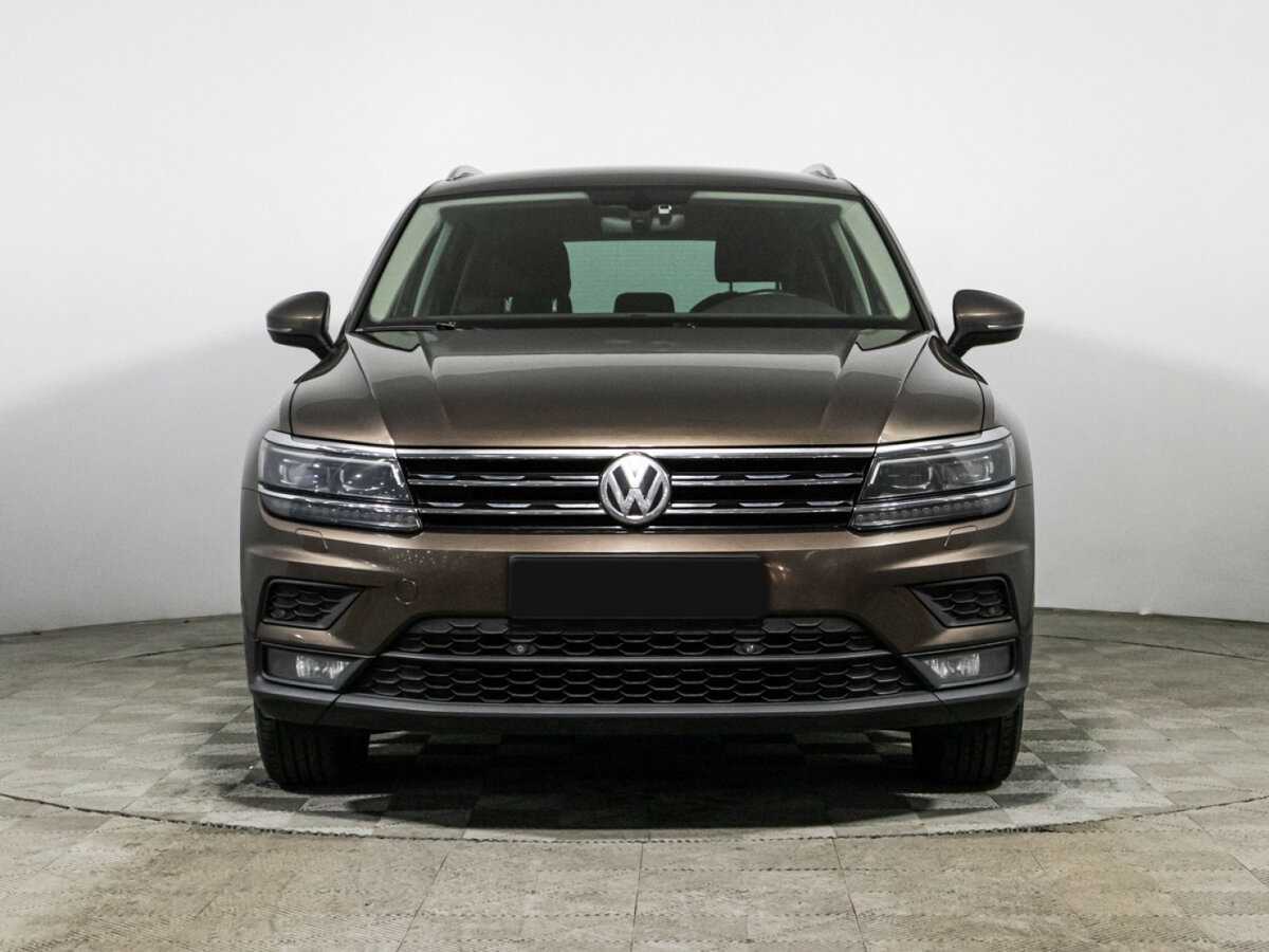 Volkswagen Tiguan 2018 года с пробегом. Фото: #1