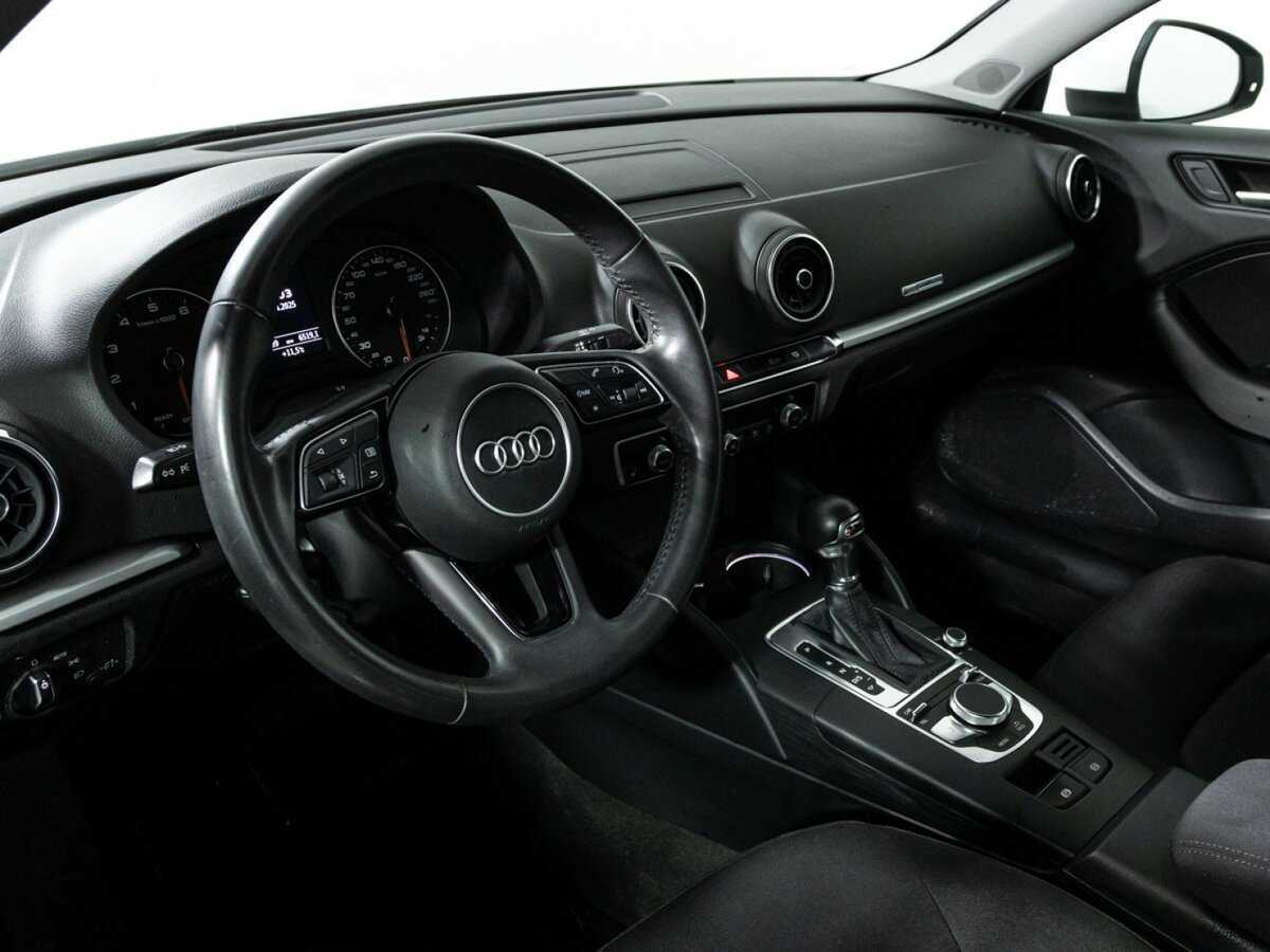 Audi A3 2019 года с пробегом. Фото: #10