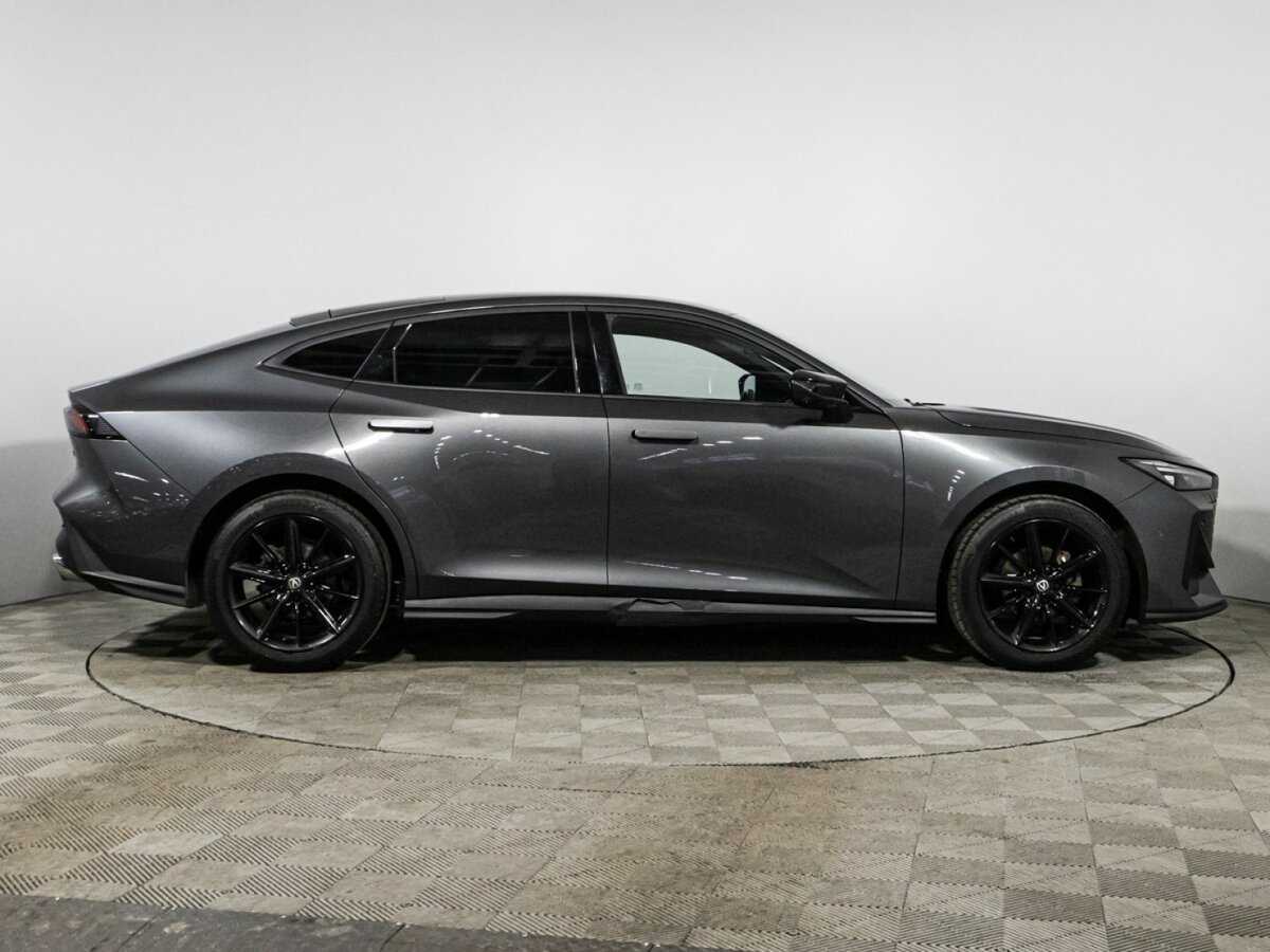 Changan UNI-V 2023 года с пробегом. Фото: #3