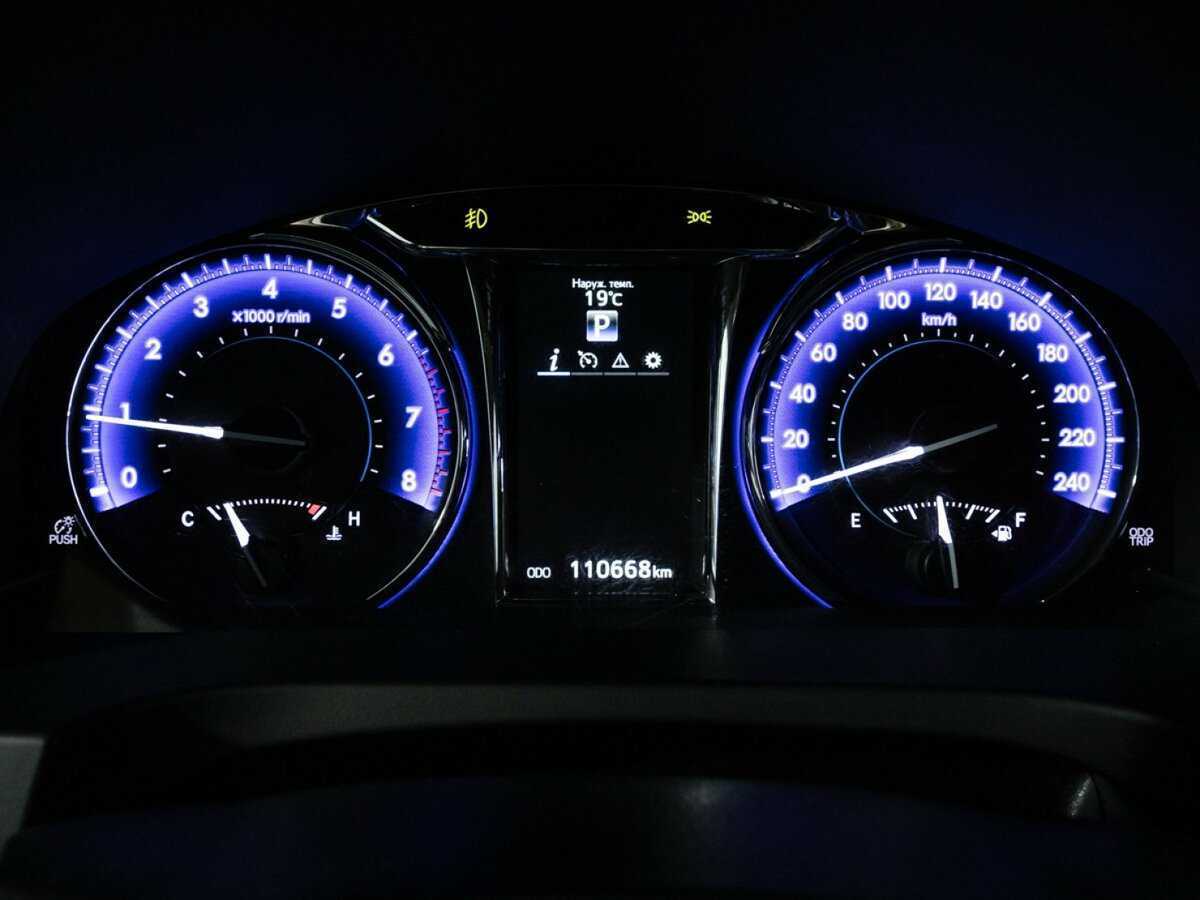 Toyota Camry 2016 года с пробегом. Фото: #11