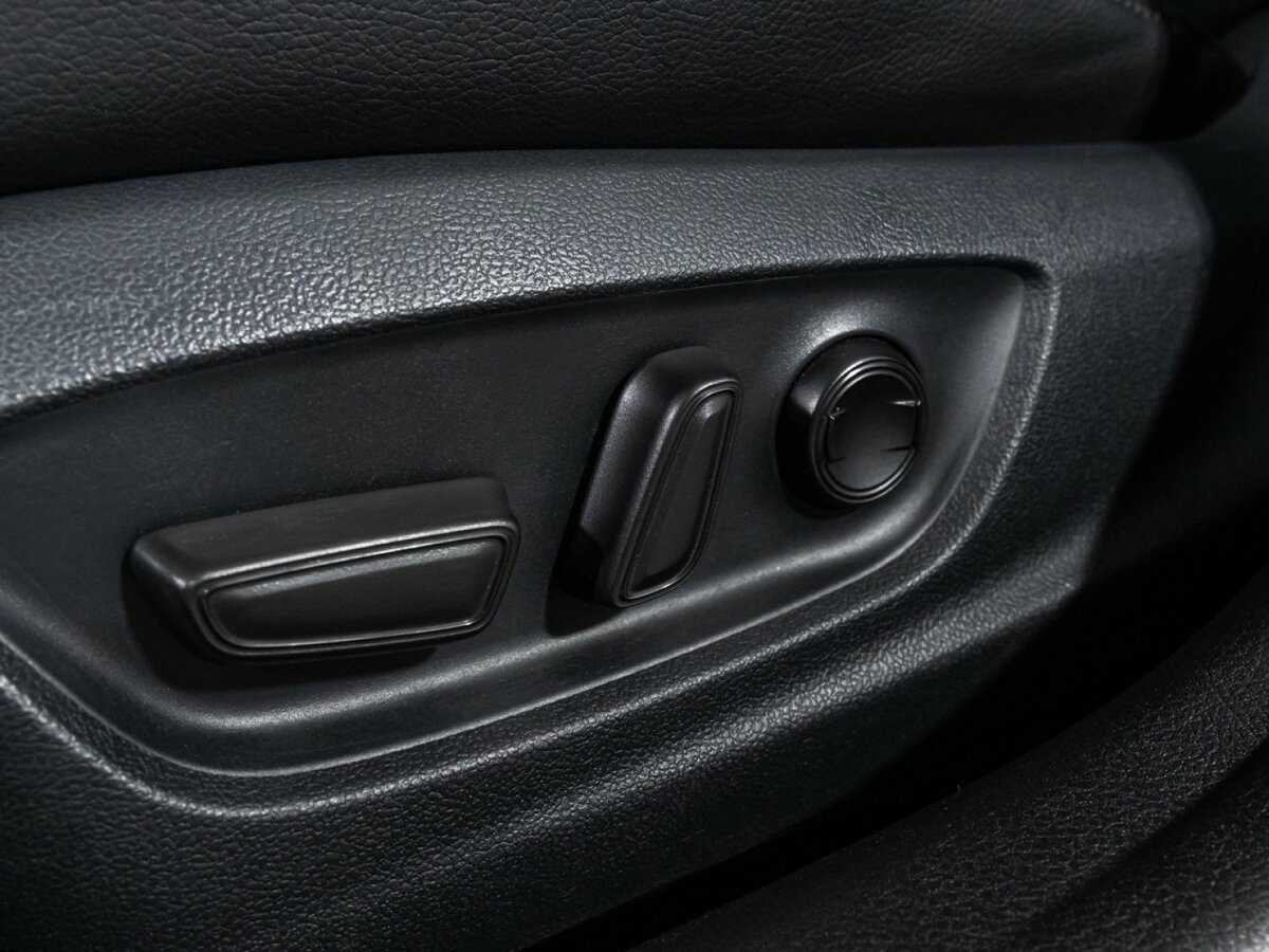 Toyota Camry 2018 года с пробегом. Фото: #14