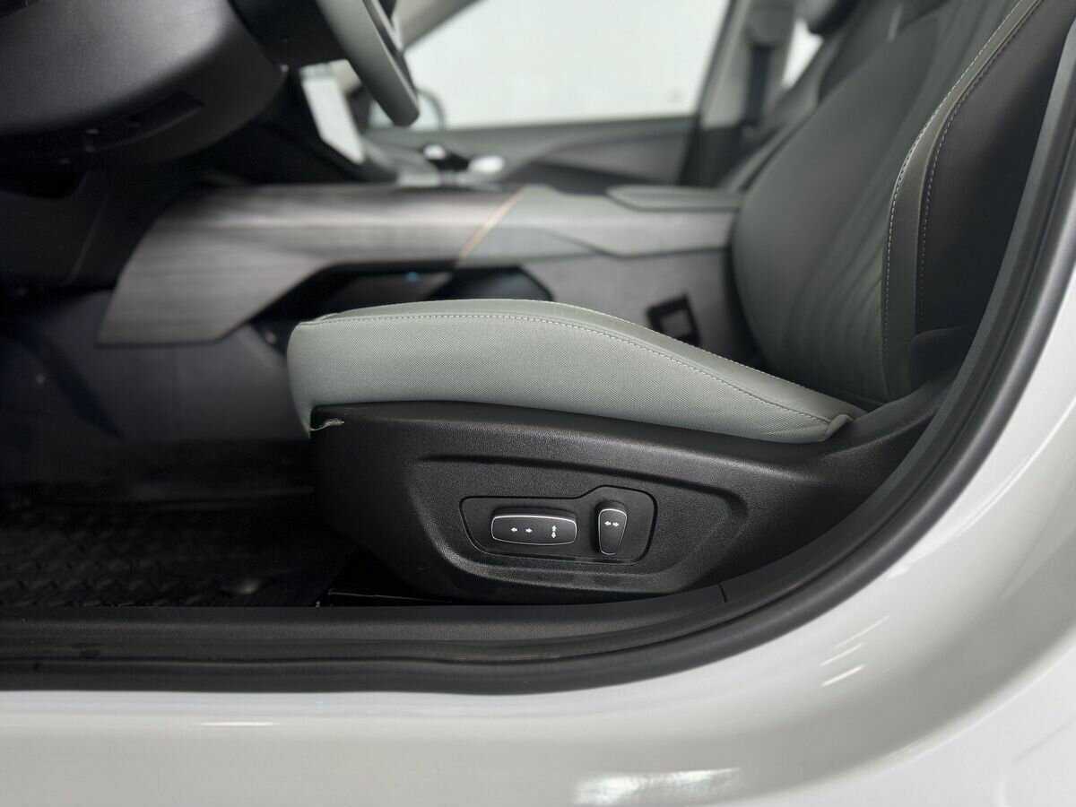 Changan Lamore 2023 года с пробегом. Фото: #16