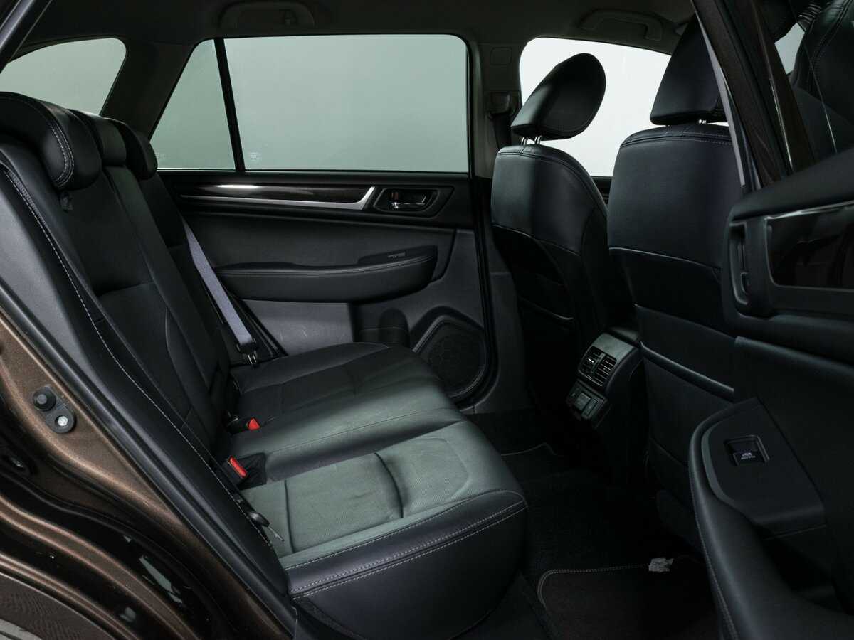 Subaru Outback 2018 года с пробегом. Фото: #10