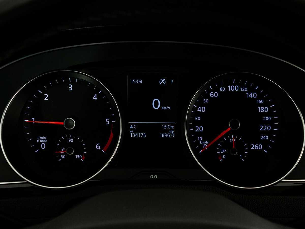 Volkswagen Passat 2020 года с пробегом. Фото: #23