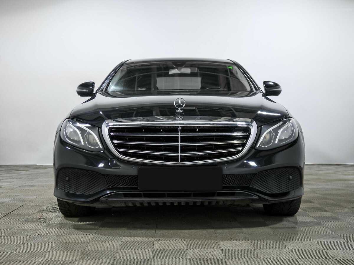 Mercedes-Benz E-Класс 2019 года с пробегом. Фото: #1