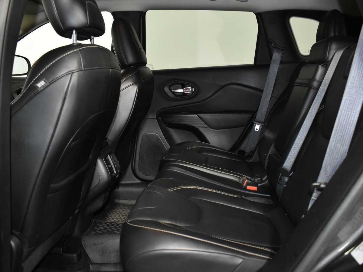 Jeep Cherokee 2014 года с пробегом. Фото: #22