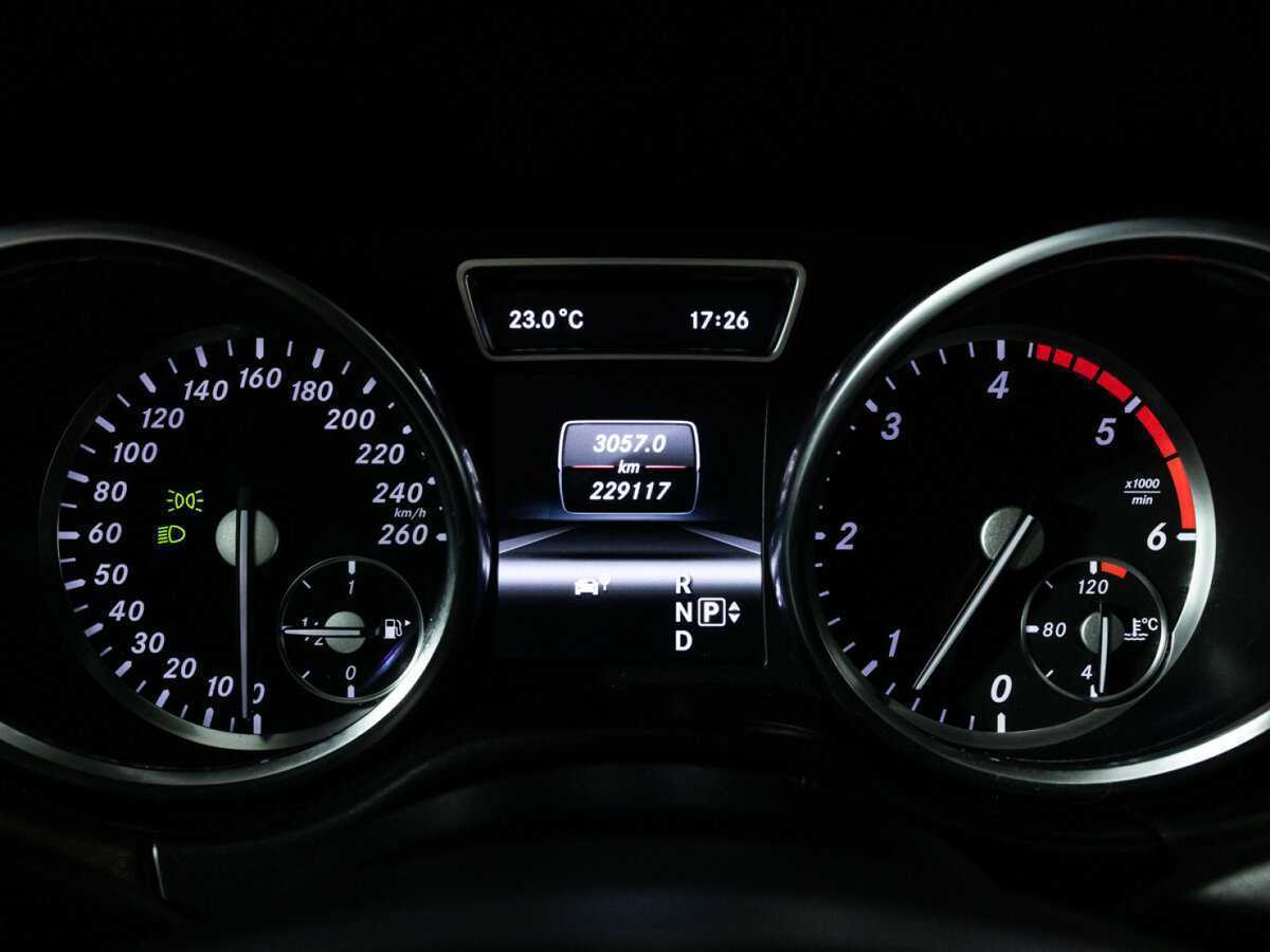 Mercedes-Benz M-Класс 2012 года с пробегом. Фото: #11