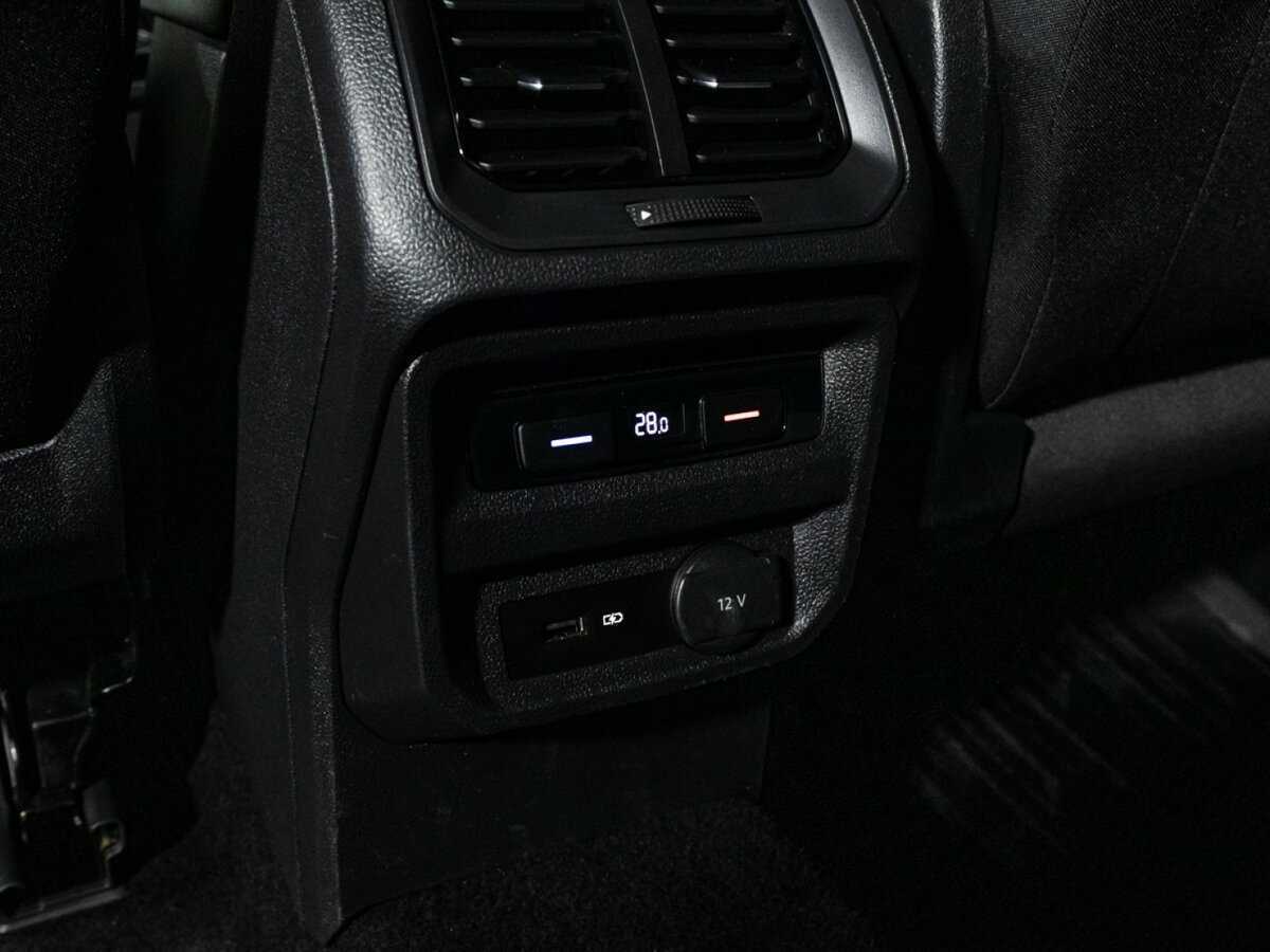 Volkswagen Tiguan 2020 года с пробегом. Фото: #19