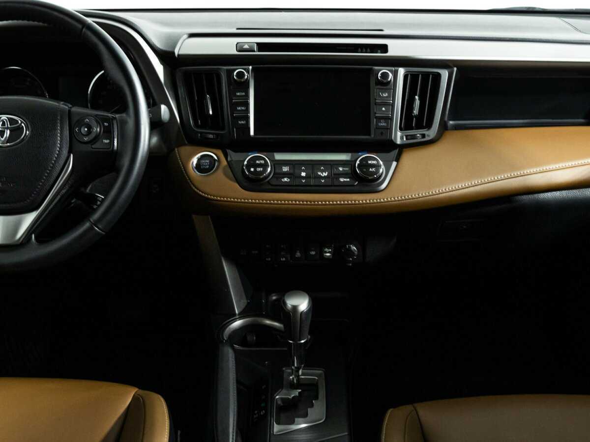 Toyota RAV4 2019 года с пробегом. Фото: #13