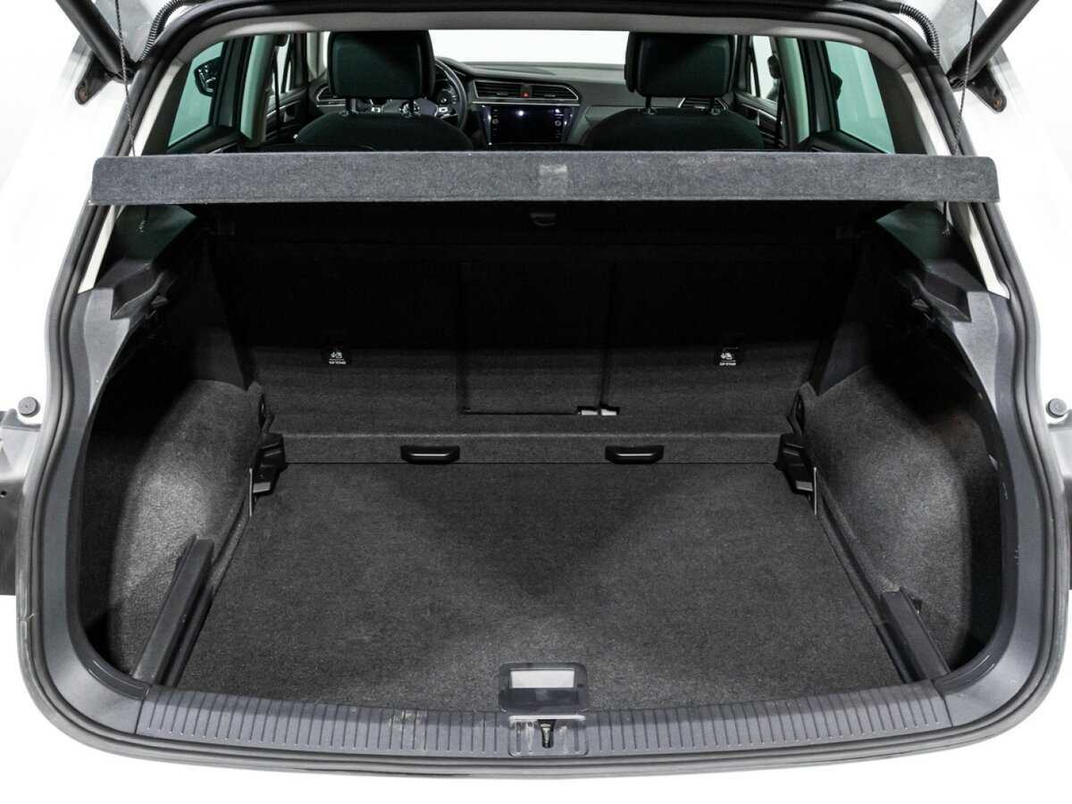 Volkswagen Tiguan 2018 года с пробегом. Фото: #14