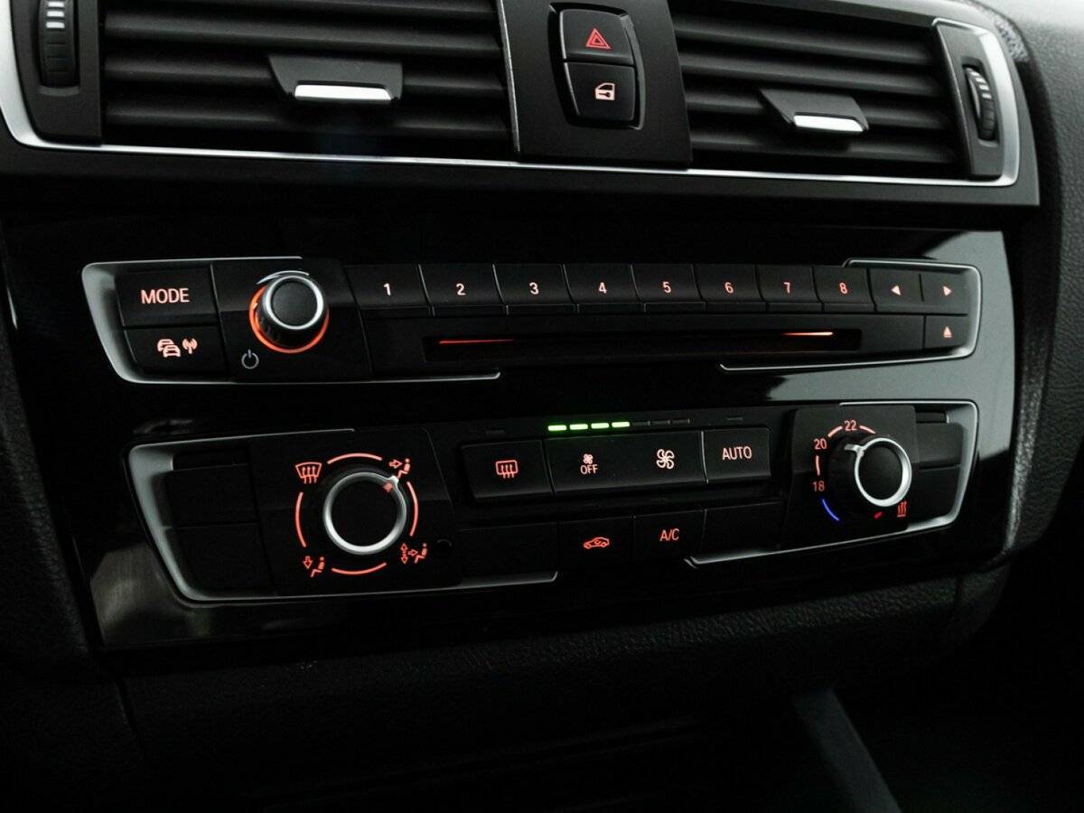 BMW 1 серии 2017 года с пробегом. Фото: #16