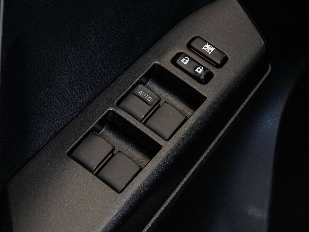 Toyota RAV4 2017 года с пробегом. Фото: #15