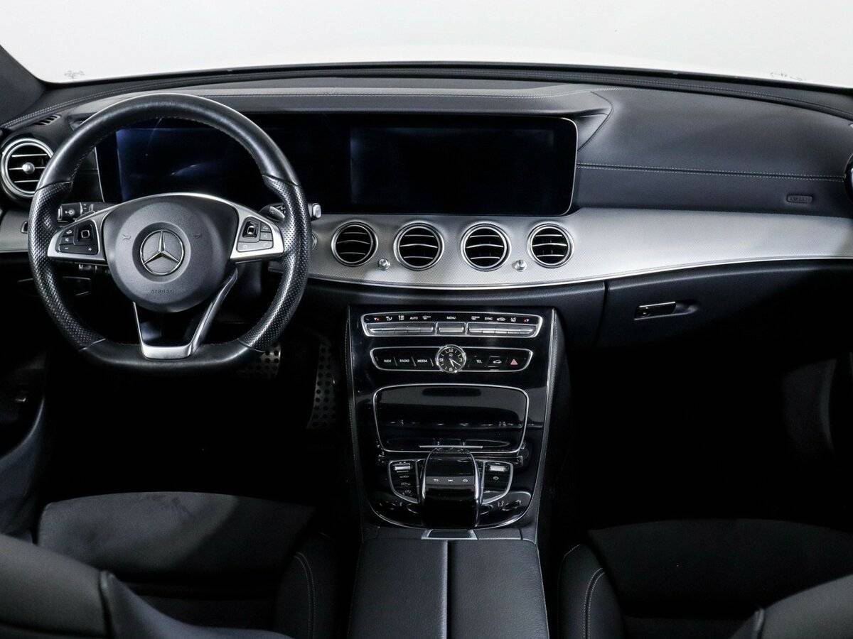 Mercedes-Benz E-Класс 2017 года с пробегом. Фото: #11