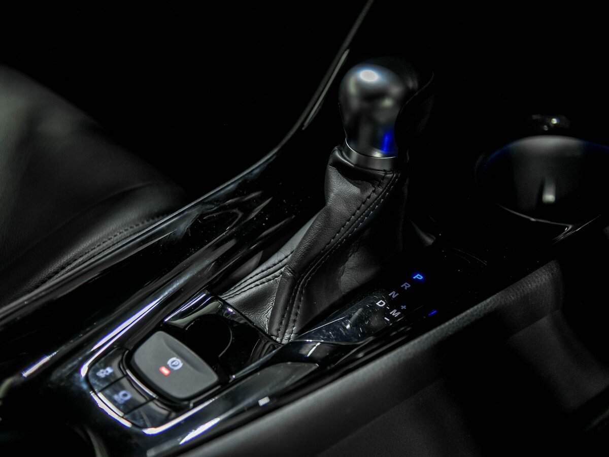 Toyota C-HR 2020 года с пробегом. Фото: #13