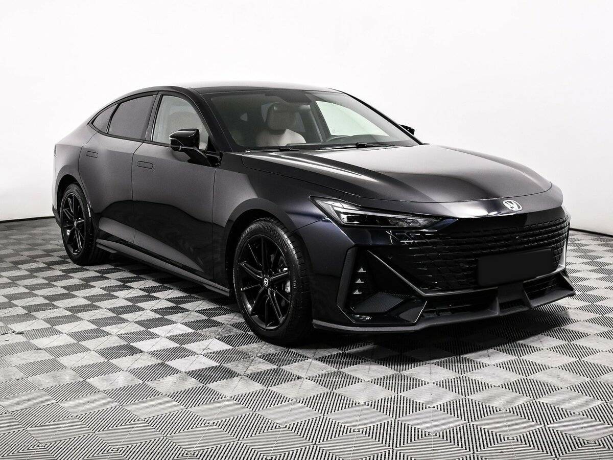 Changan UNI-V 2022 года с пробегом. Фото: #2