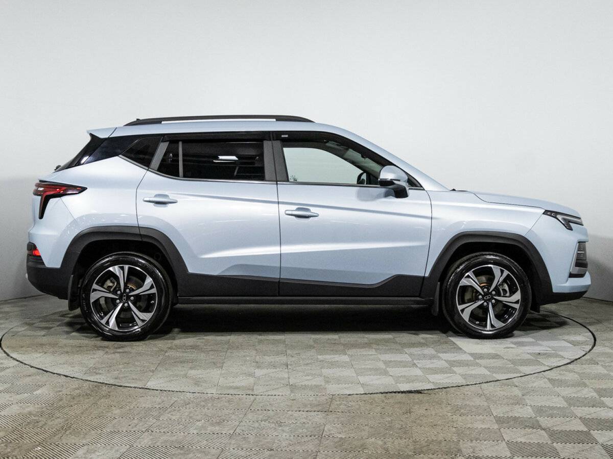 Москвич 3 2023 года с пробегом. Фото: #3