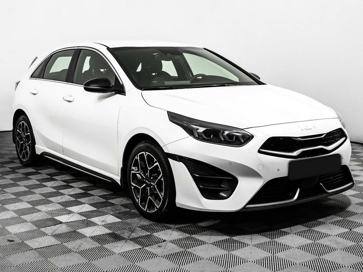 Kia Ceed 2022 года с пробегом. Фото: #2