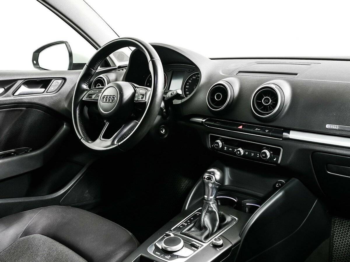 Audi A3 2016 года с пробегом. Фото: #8