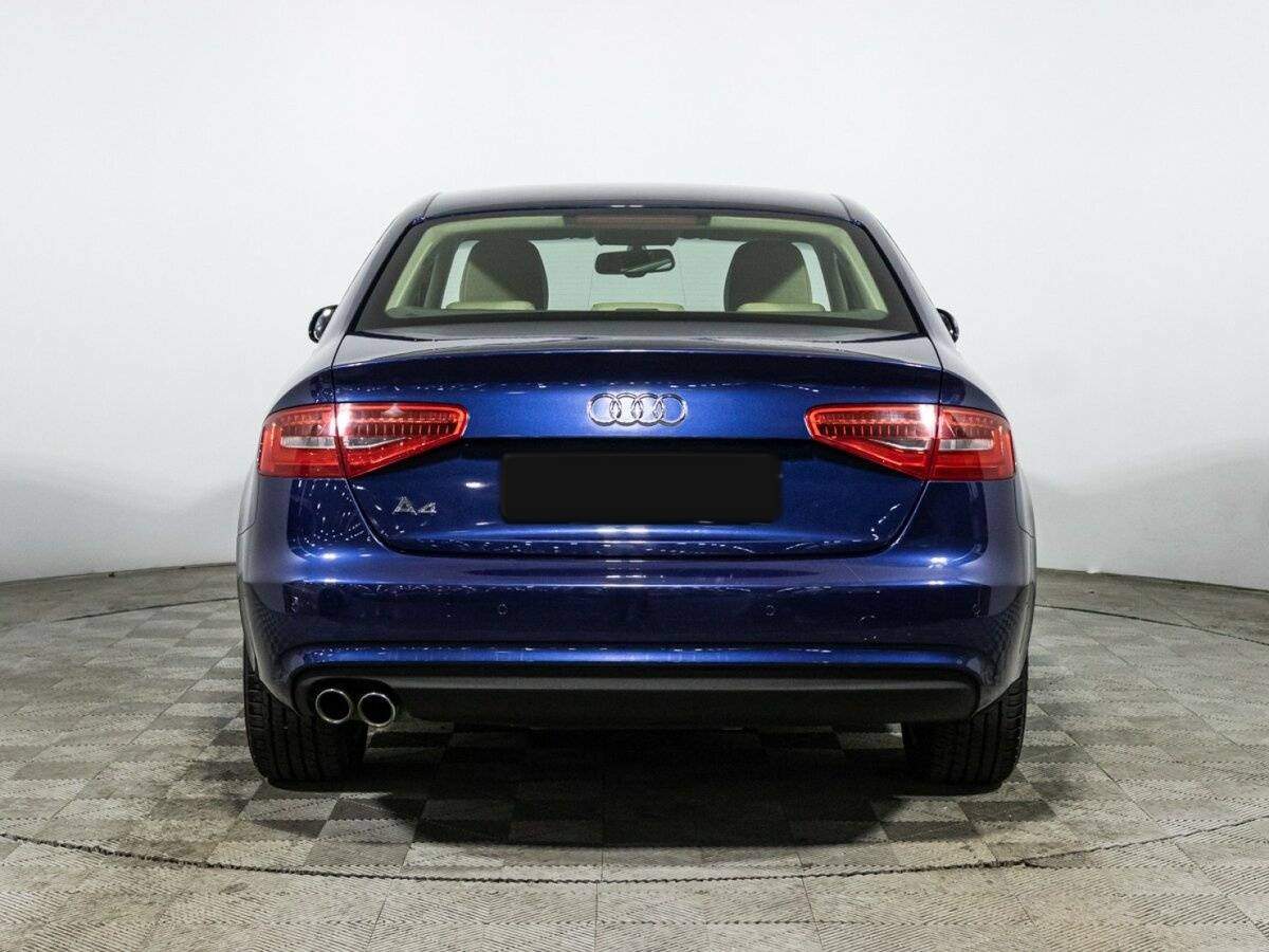 Audi A4 2015 года с пробегом. Фото: #5