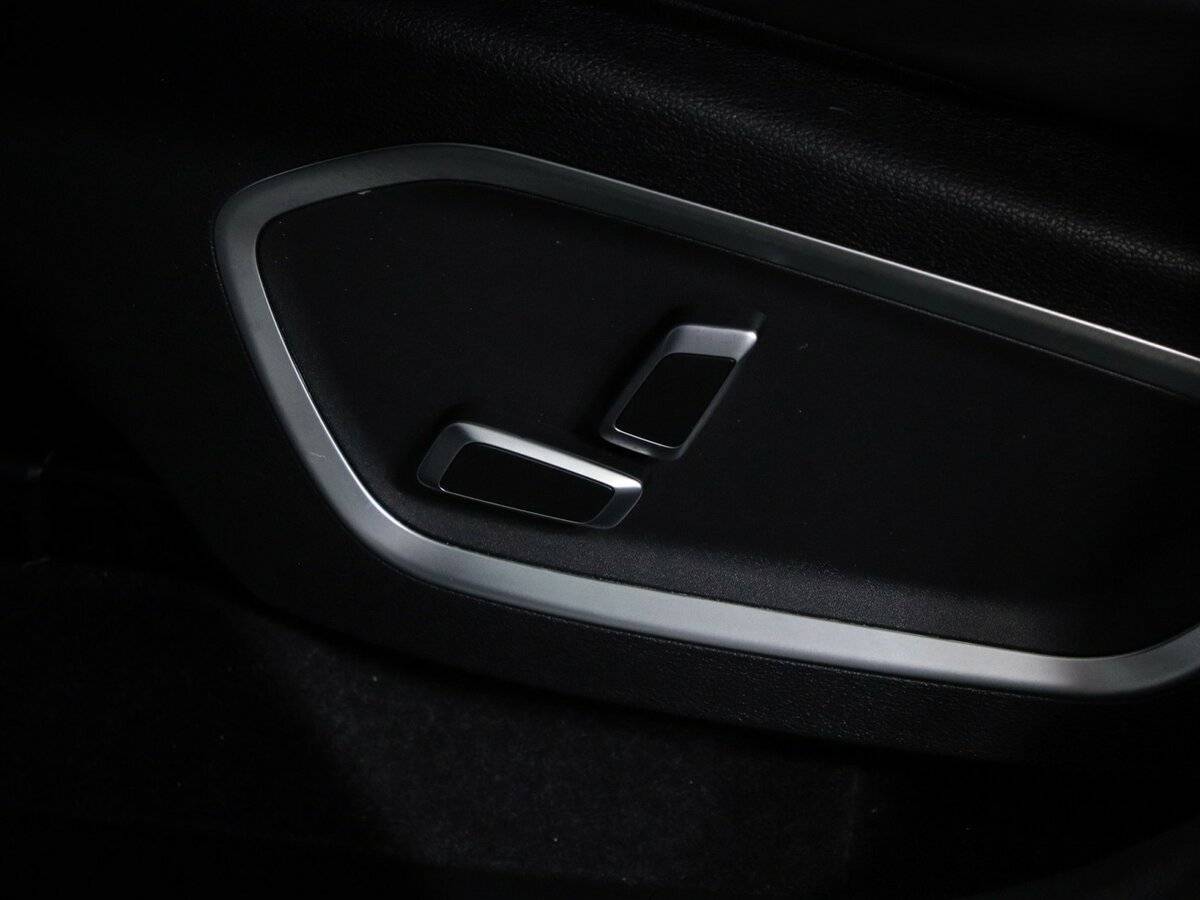 Geely Tugella 2022 года с пробегом. Фото: #19