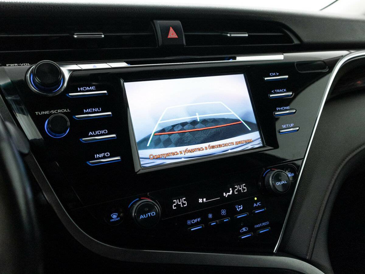 Toyota Camry 2020 года с пробегом. Фото: #16