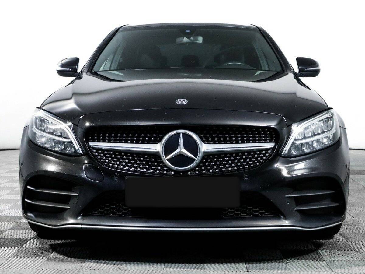 Mercedes-Benz C-Класс 2018 года с пробегом. Фото: #1