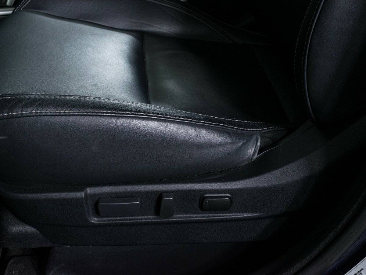 Mitsubishi Outlander 2020 года с пробегом. Фото: #17